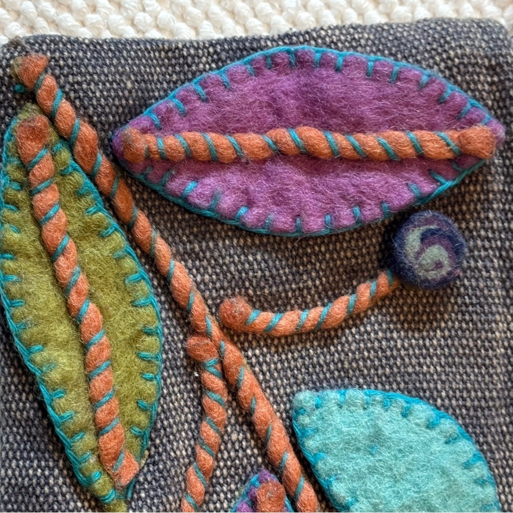 Rising Tide Felted Wool Clutch Pouch Floral Boho Artisan Nepal - Picture 2 of 5